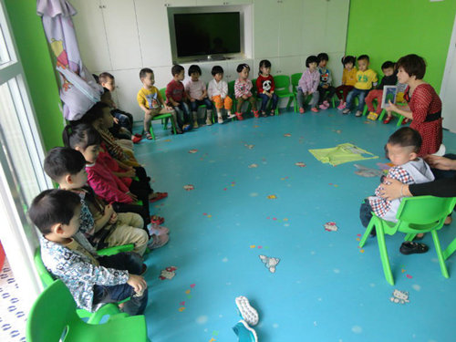 幼兒園塑膠地板 幼兒園塑膠地板